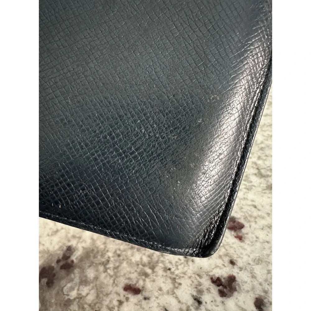 Louis Vuitton this authentic